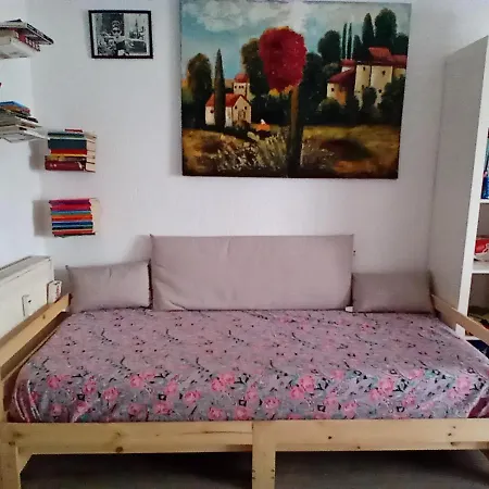 Casa Vacanze Al Faro Appartamento *